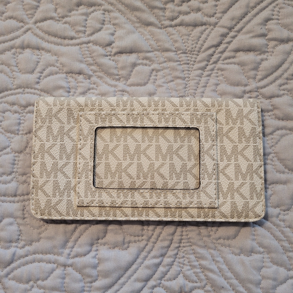 Michael Kors checkbook cover